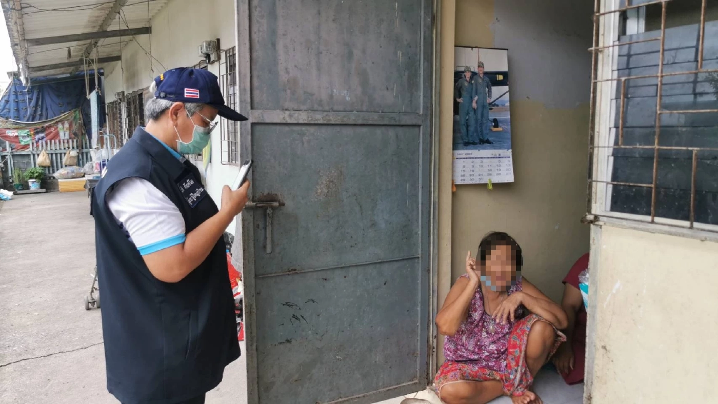 ลูกสาวสุดทน แม่ยอดแย่แห่งปี ทั้งดูดยา ปั่นสล็อต หงุดหงิดก็ทุบน้องวัย 4 ขวบ