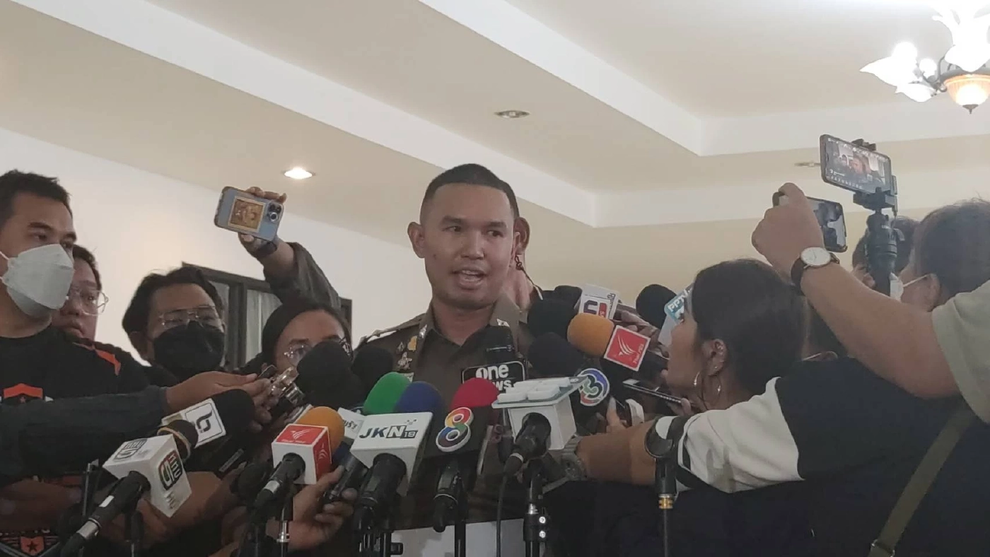 "รองผู้การฯ - สารวัตร สอท.2" รายงานตัว ยันไม่เอี่ยวตบทรัพย์ 140 ล้าน