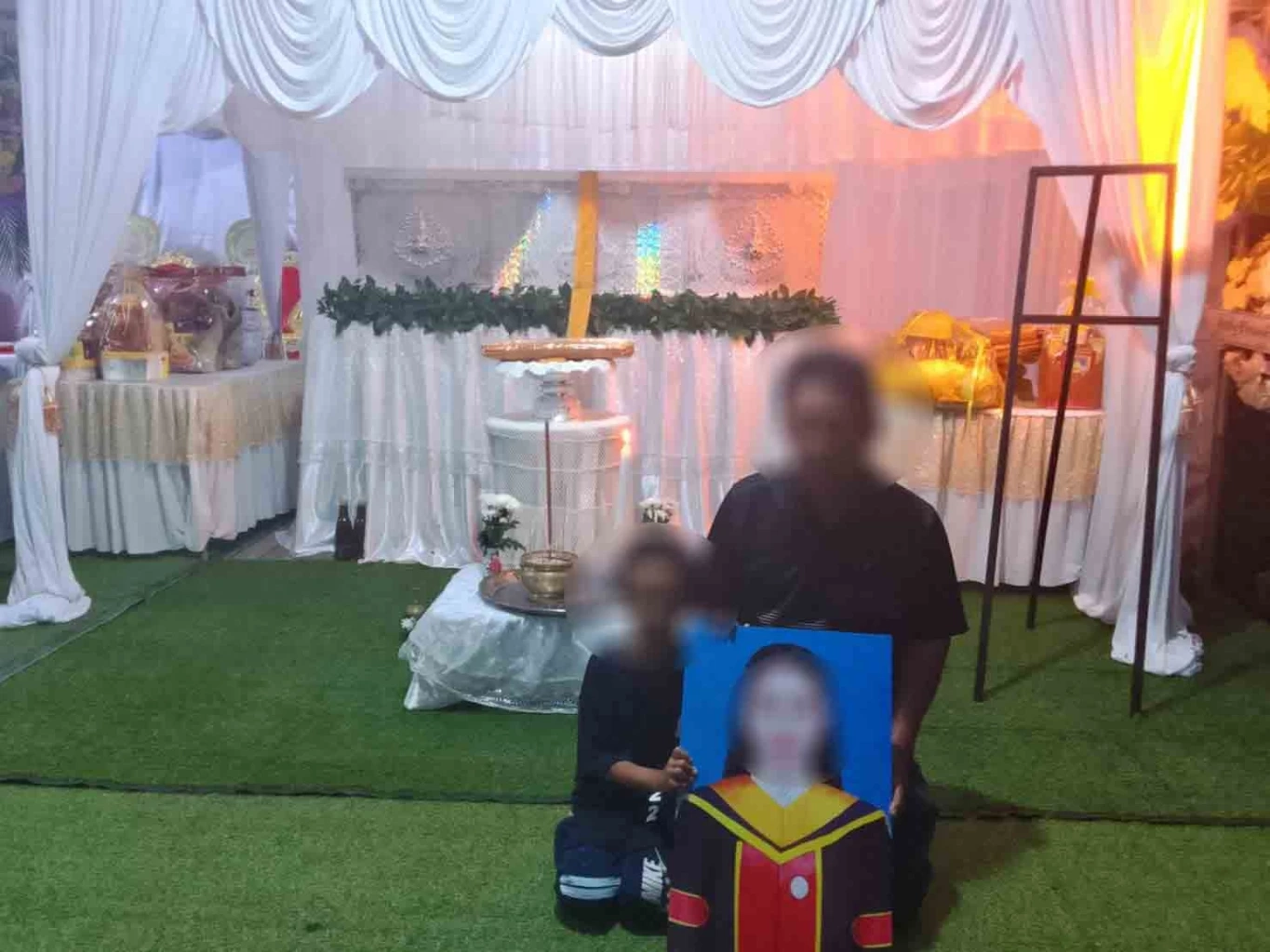 เพื่อนร้องสื่อ ครูสาวถูกบีบให้ลาออก ก่อนจบชีวิต พ่อร่ำไห้ทวงความยุติธรรม