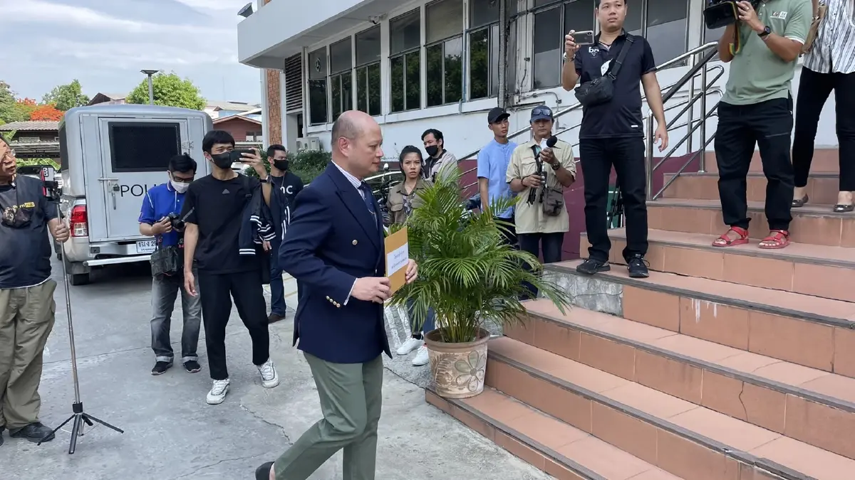 ทนายรัชพล แจ้งความ "เรืองไกร-คิมห์" ปมเอกสารประชุมผู้ถือหุ้นไอทีวี