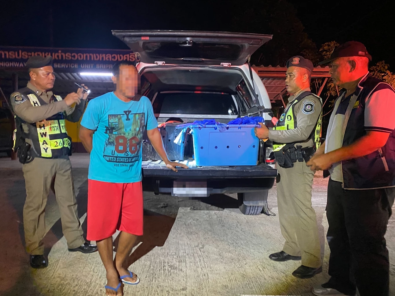 ตร.ทางหลวง รวบแก๊งค้าลิงข้ามชาติ แอบจับส่งนายทุน อ้างทำนาแล้วรายได้มีดี