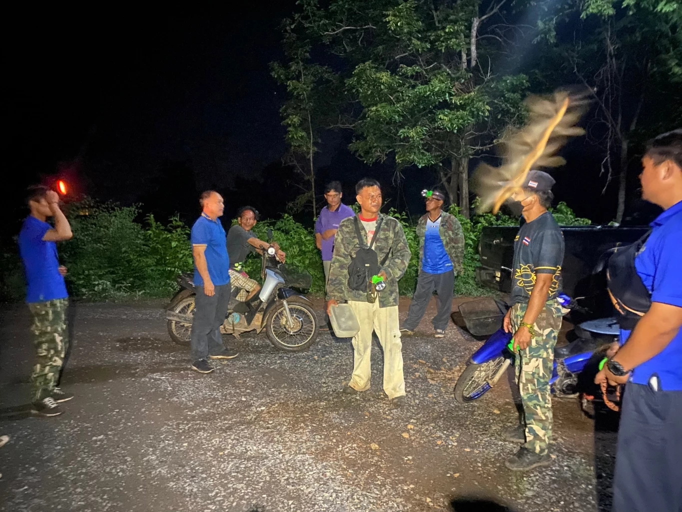 "ช้างป่าภูหลวง" แตกโขลง กระจายหากิน 3 จังหวัด เจ้าหน้าที่เร่งผลักดันกลับป่า