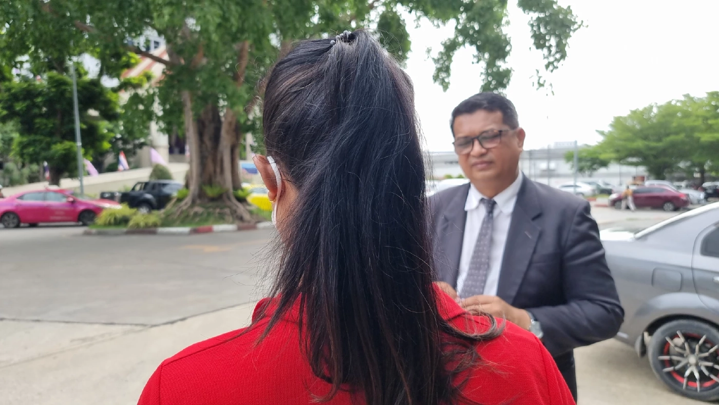 ทนายกฤษณะ พาผู้เสียหายยื่นฟ้องแอนนา เบี้ยวส่งทองคำ มูลค่า 6.3 แสน