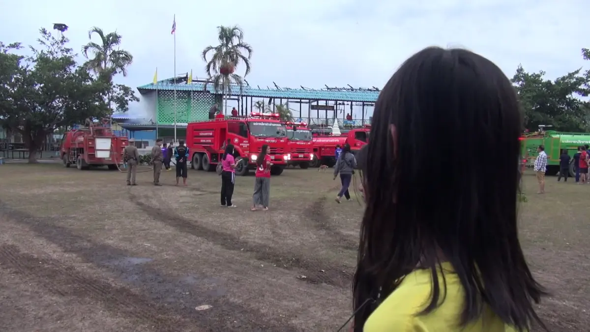 ไฟไหม้อาคารเรียนเก่าสิงห์บุรีวอด ค่าเสียหายนับล้าน คาดไฟฟ้าลัดวงจร”