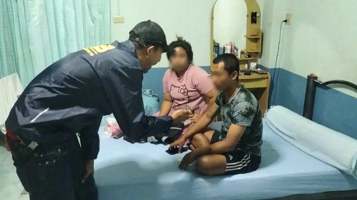 รวบสองผัวเมียแสบ ตระเวนขโมยนมผงตามโรงพยาบาล