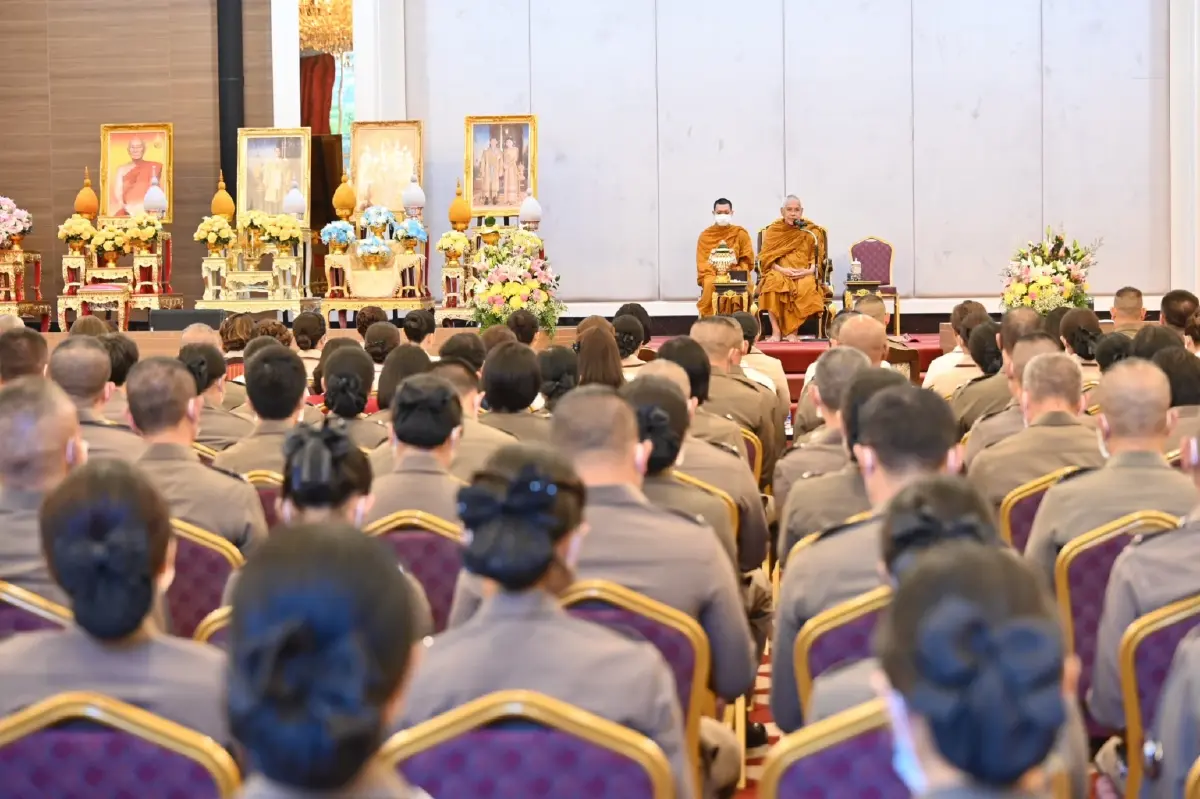 ผบ.ตร. นำตำรวจ ฟังบรรยาย "ธรรมนำใจ" ครั้งที่ 4