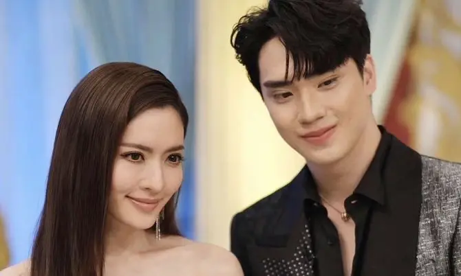 "แอฟ ทักษอร" ประกาศไม่โสดแล้ว ชาวเน็ตลุ้นหนัก! หนุ่มคนไหนคือแฟนใหม่แม่