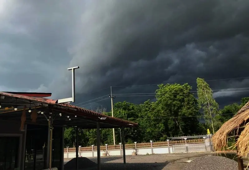 กรมอุตุฯ เตือน ฝนฟ้าคะนองทั่วไทย ร้อยละ60 เช็กด่วนจังหวัดไหนเสี่ยงภัย