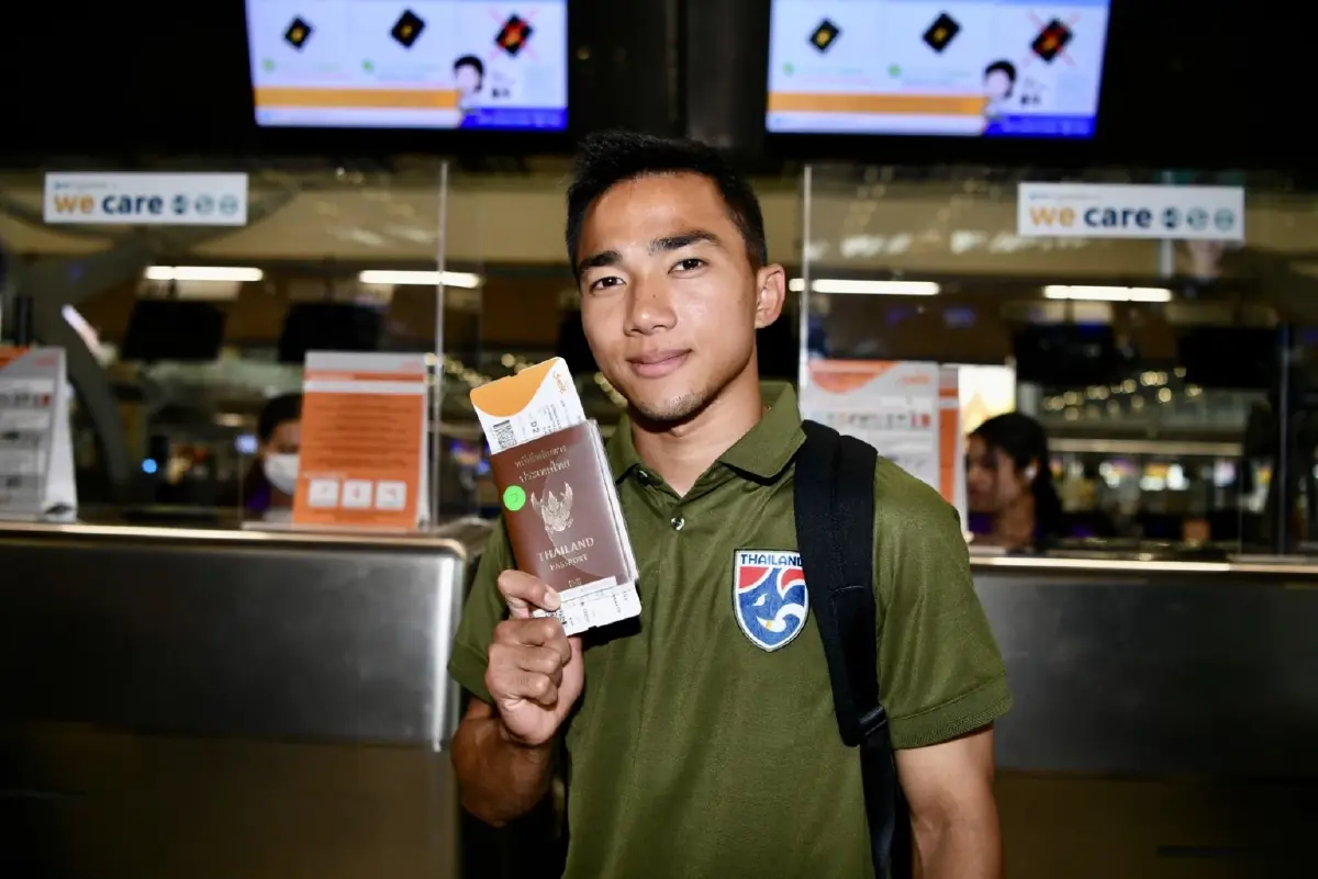 "ทีมชาติไทย" ออกเดินทางบู๊ไต้หวัน-ฮ่องกง "มาโน่"ยันดาวรุ่งได้โชว์ฝีเท้าแน่