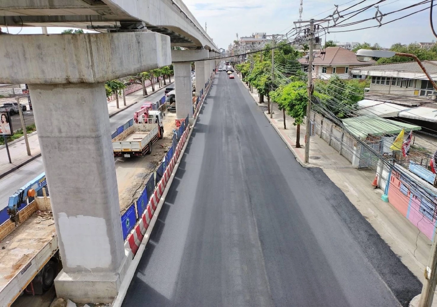 ถนนโล่ง! รฟม. เร่งคืนผิวจราจรใต้แนวรถไฟฟ้าสายสีเหลือง เพิ่มความสะดวก