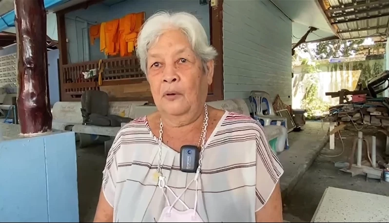 นางวงจันทร์ บุญสมพร อายุ 75 ปี ชาวบ้านที่อาศัยอยู่ข้างวัด