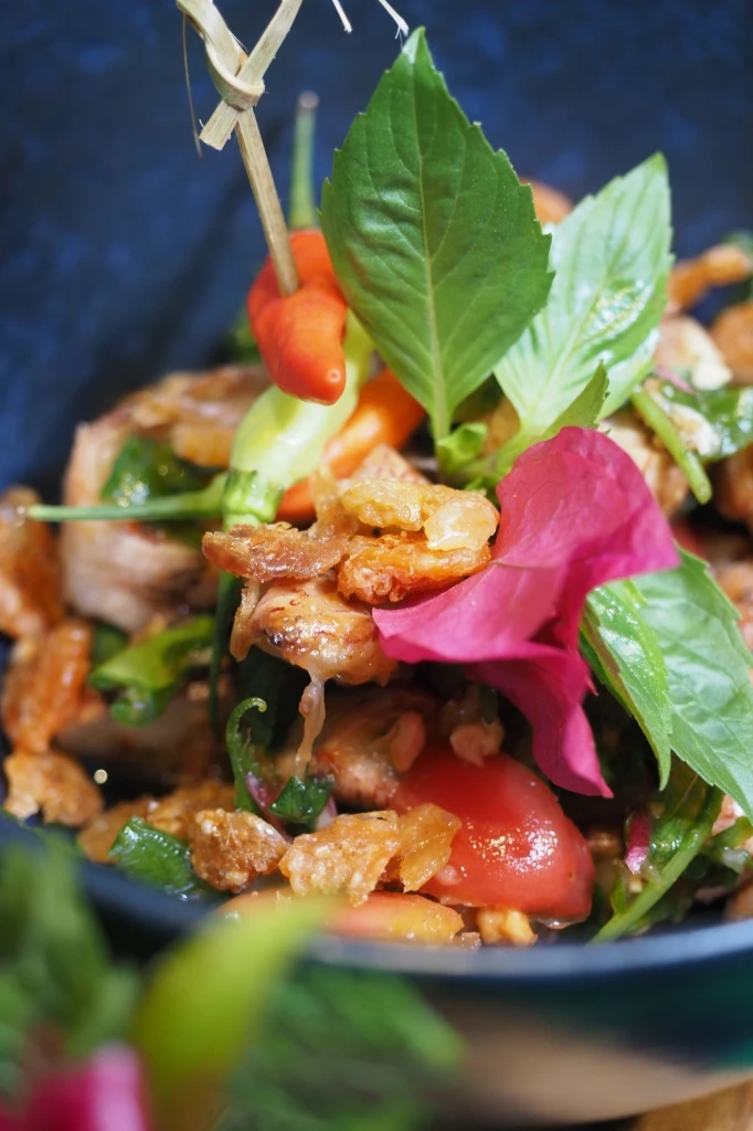 ‘ทำเสื้อทำสวน’ เชฟเทเบิลอาหารไทยในสไตล์ฟิว ‘ฉัน’ ฟู้ด