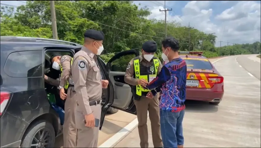 ตำรวจบุกจับขบวนการค้าลิงแสมข้ามชาติ