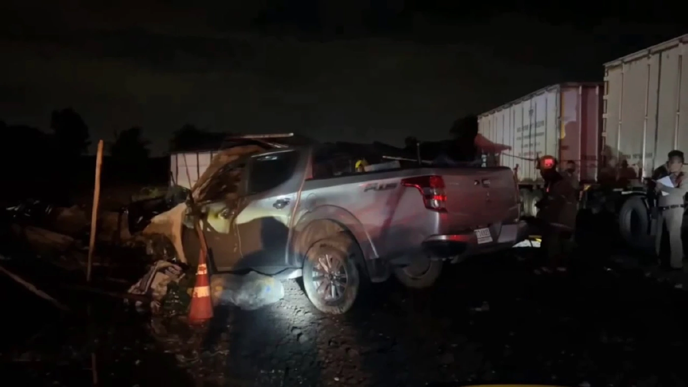 ไฟไหมย่านบางบ่อ นักเรียน 11 ปีรอดปาฏิหาริย์ ร่ำไห้หนังสือ ชุดนักเรียนวอด