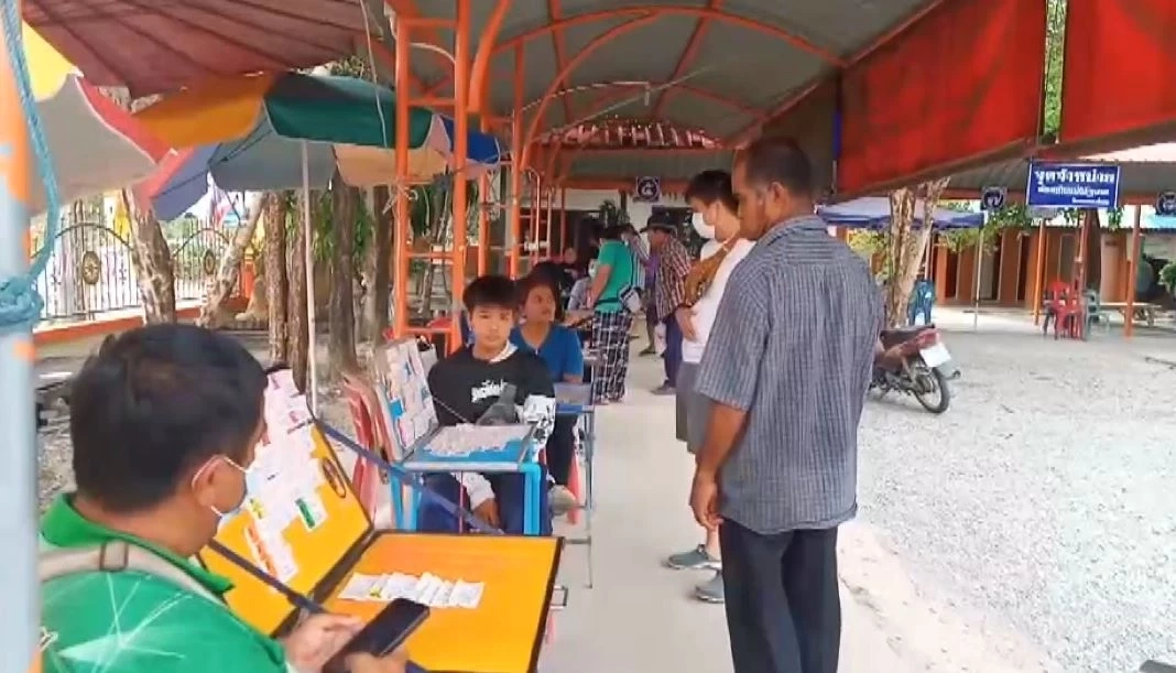 ตรวจบัญชีวัดหลวงพ่อเคลือบ พบจ่ายส่วย ตร.เดือนละ 9 พัน แลกขายหวยแพงในวัด