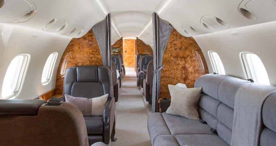 ทำความรู้จัก เครื่องบินเจ็ทสุดหรู Embraer Legacy 600 ของ "เสี่ยหนู"