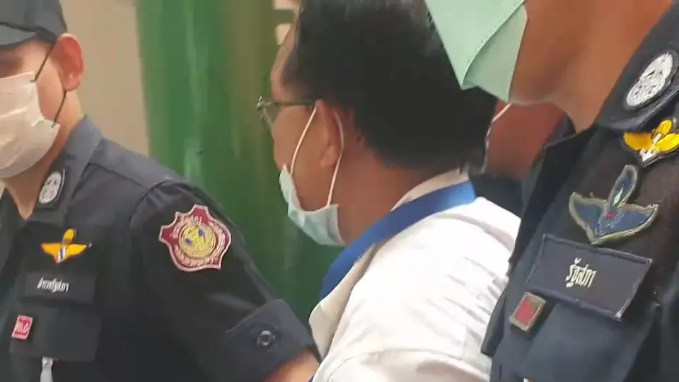 ระทึก!!​ ตำรวจสภาฯ จับสื่อผี ประวัติโชกโชน ถ่ายภาพตบทรัพย์ ส.ส.