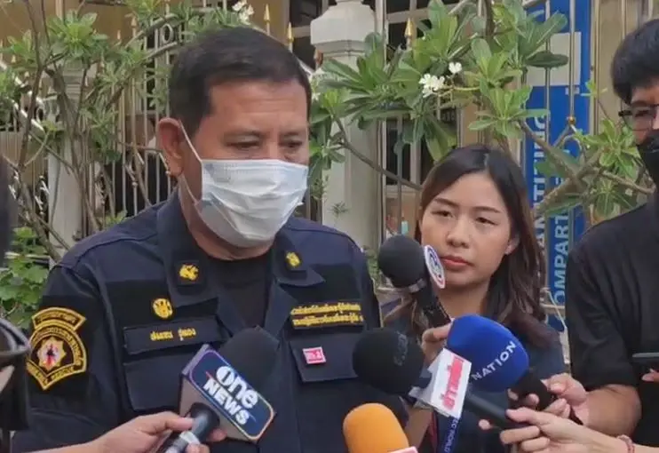 ชุดสาธิตดับเพลิง 4 นาย บวชหน้าไฟให้ "น้องเบนซ์" ขอทำประโยชน์เพื่อสังคมต่อไป