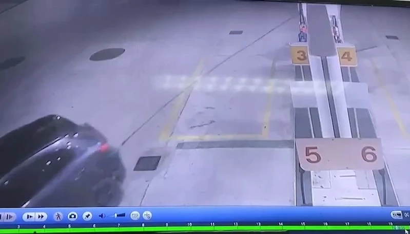 เปิดคลิป เก๋งเติมน้ำมันแล้งซิ่งหนี กระชากสายหัวจ่ายขาดตาม ปั๊มหวิดบึ้ม