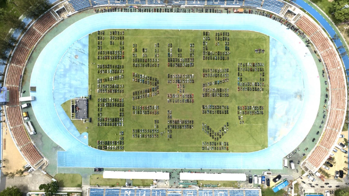 "ชาวฮาเล่ย์"กว่า1,000 คัน รวมตัวแปรอักษรเฉลิมพระเกียรติ "ในหลวงร.10"   