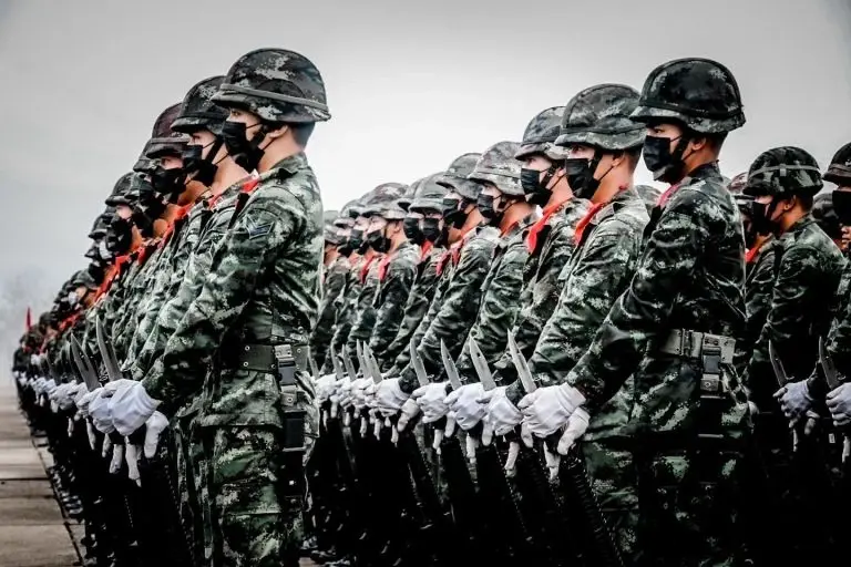 ล้วงลูก-รื้อบัญชี "โผโยกย้ายกองทัพ" งานสุดหินรัฐบาลเก่า-ใหม่ ไม่มีลุ้น!