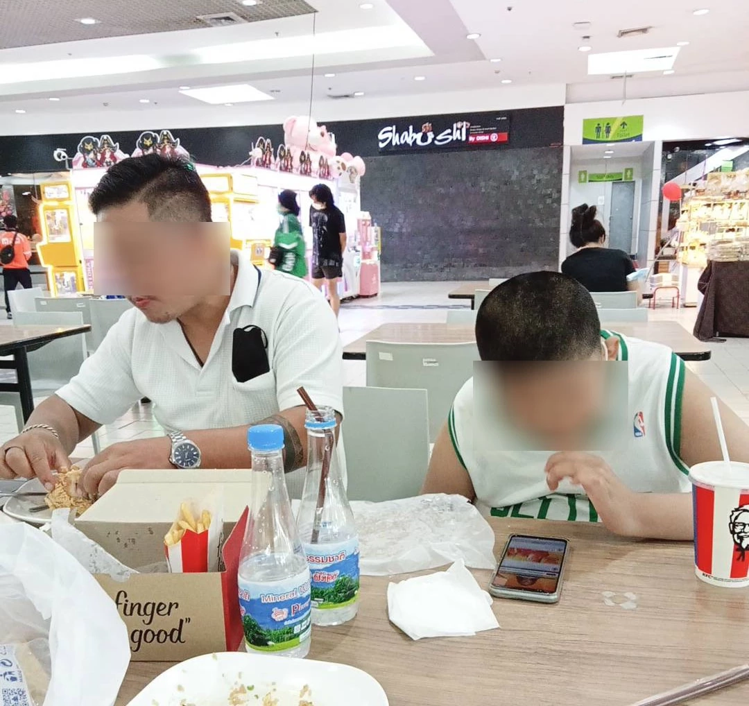 สะเทือนใจ! ปิดร้านตามสั่ง ติดป้าย"ขอใช้เวลากับลูก ป่วยมะเร็งระยะสุดท้าย"