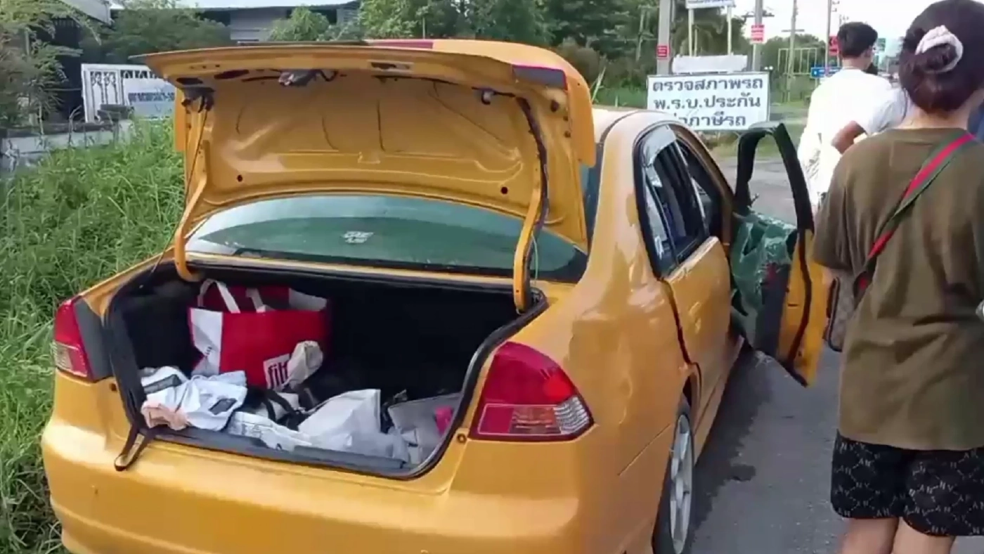 เปิดคลิป แก๊งโจ๋นครนายกสุดโหด ซิ่งไล่ล่าทำร้ายนักท่องเที่ยว ทุบรถพังยับ