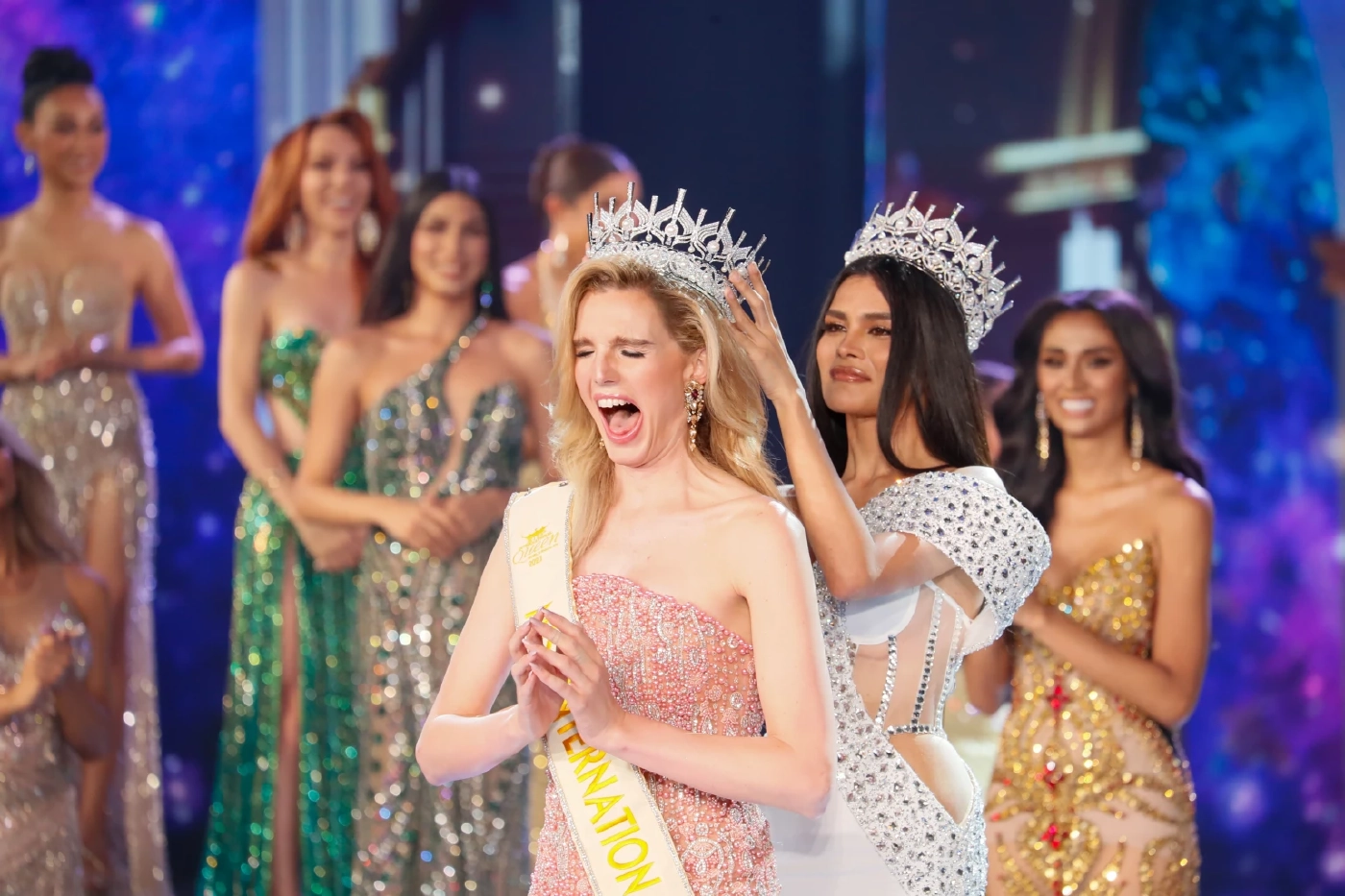 มงลง "เนเธอร์แลนด์"คว้าตำแหน่ง Miss International Queen 2023