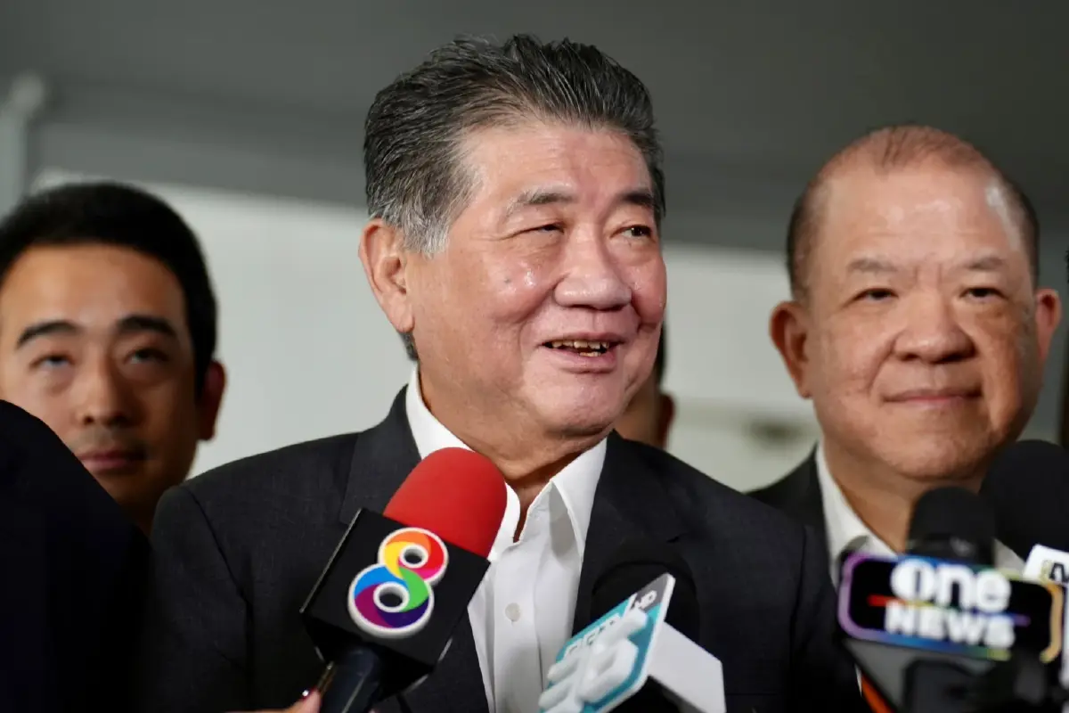สรุปยังไงกัน! เพื่อไทย แจงไม่มีคิว "อุ๊งอิ๊งค์" ควง "พิธา" ขอบคุณชาวขอนแก่น