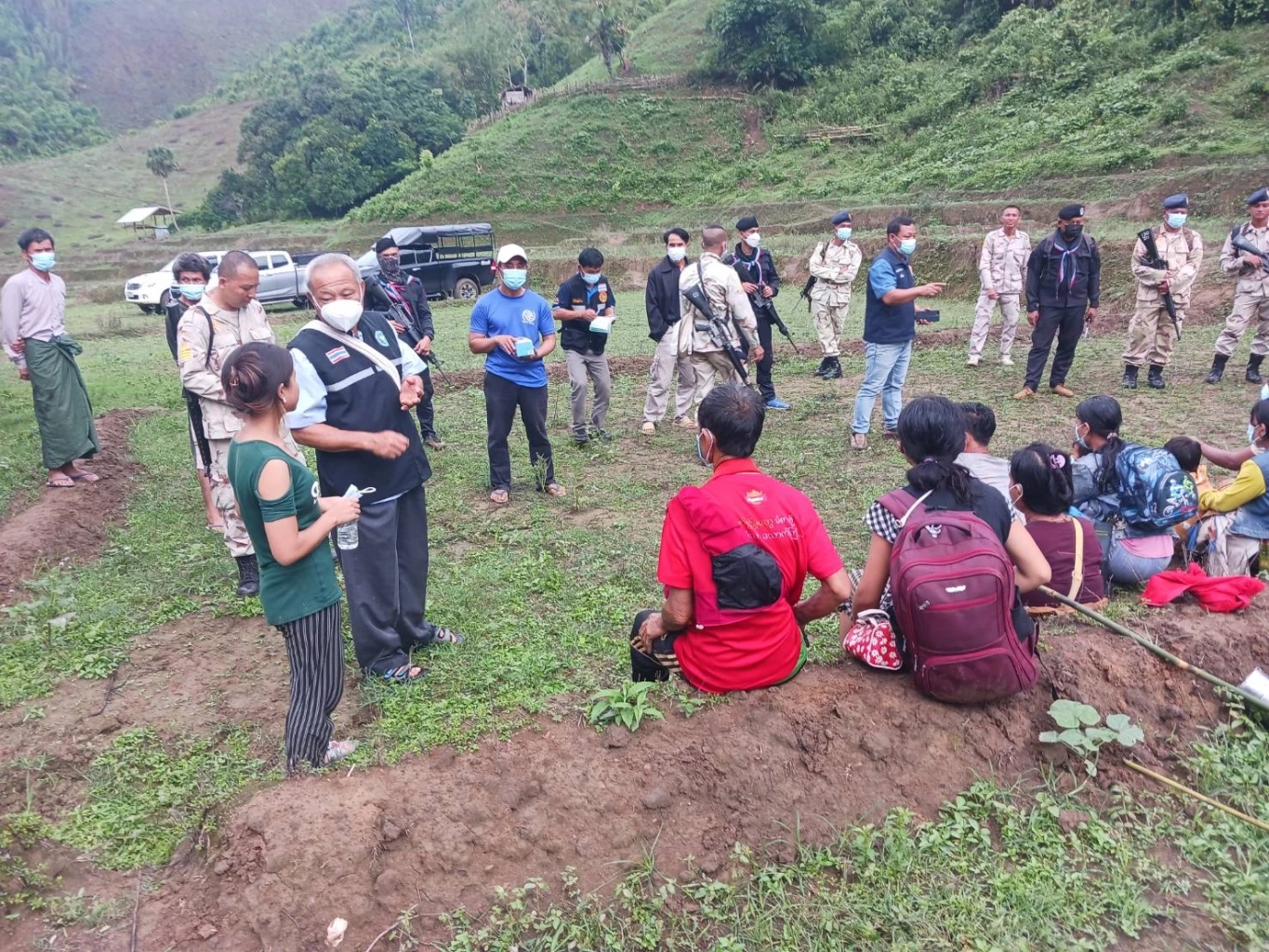 เมียนมา รบเดือด กะเหรี่ยง ข้ามช่องทางห้วยต้นนุ่น เสียงระเบิดดังถึงฝั่งไทย