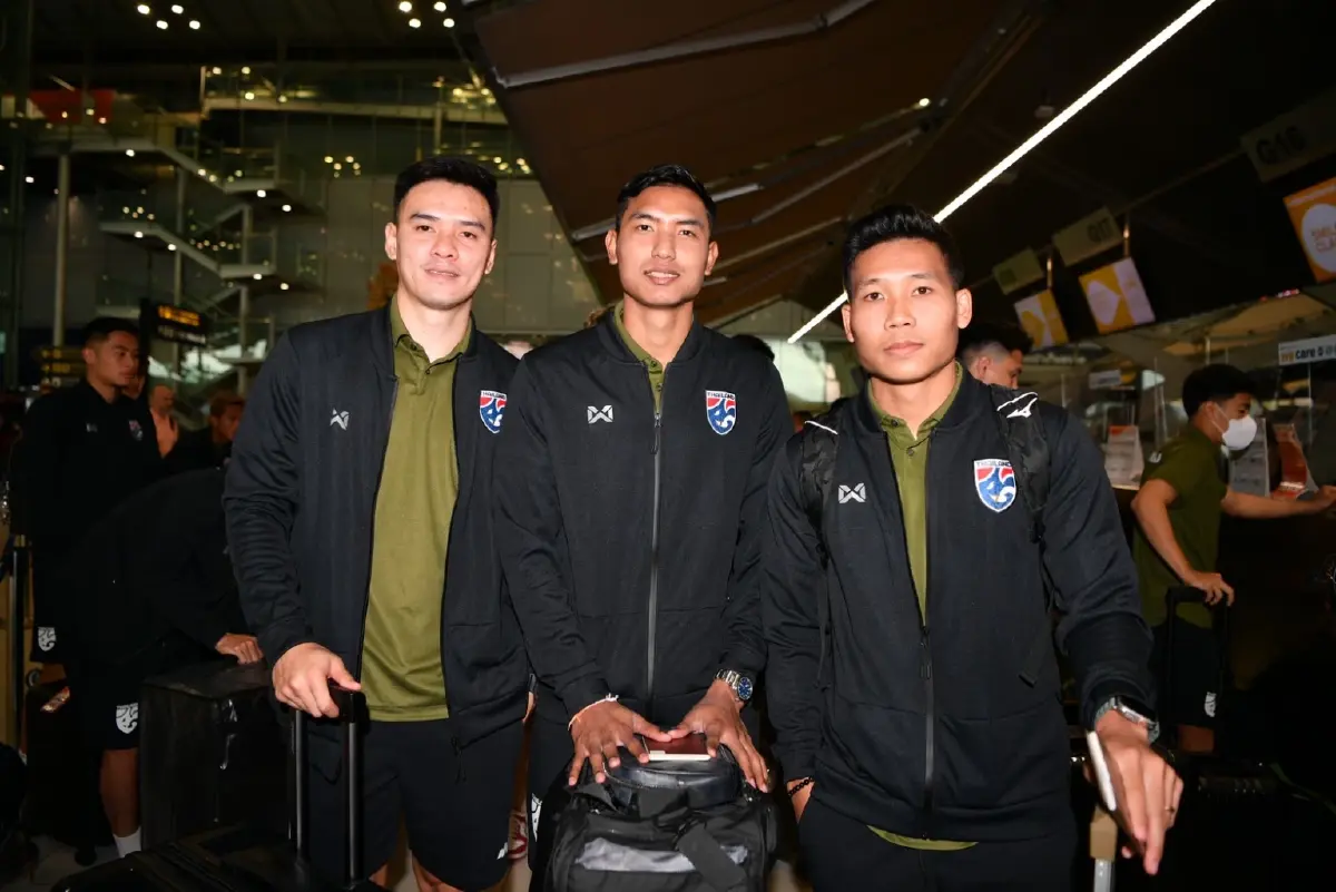 "ทีมชาติไทย" ออกเดินทางบู๊ไต้หวัน-ฮ่องกง "มาโน่"ยันดาวรุ่งได้โชว์ฝีเท้าแน่
