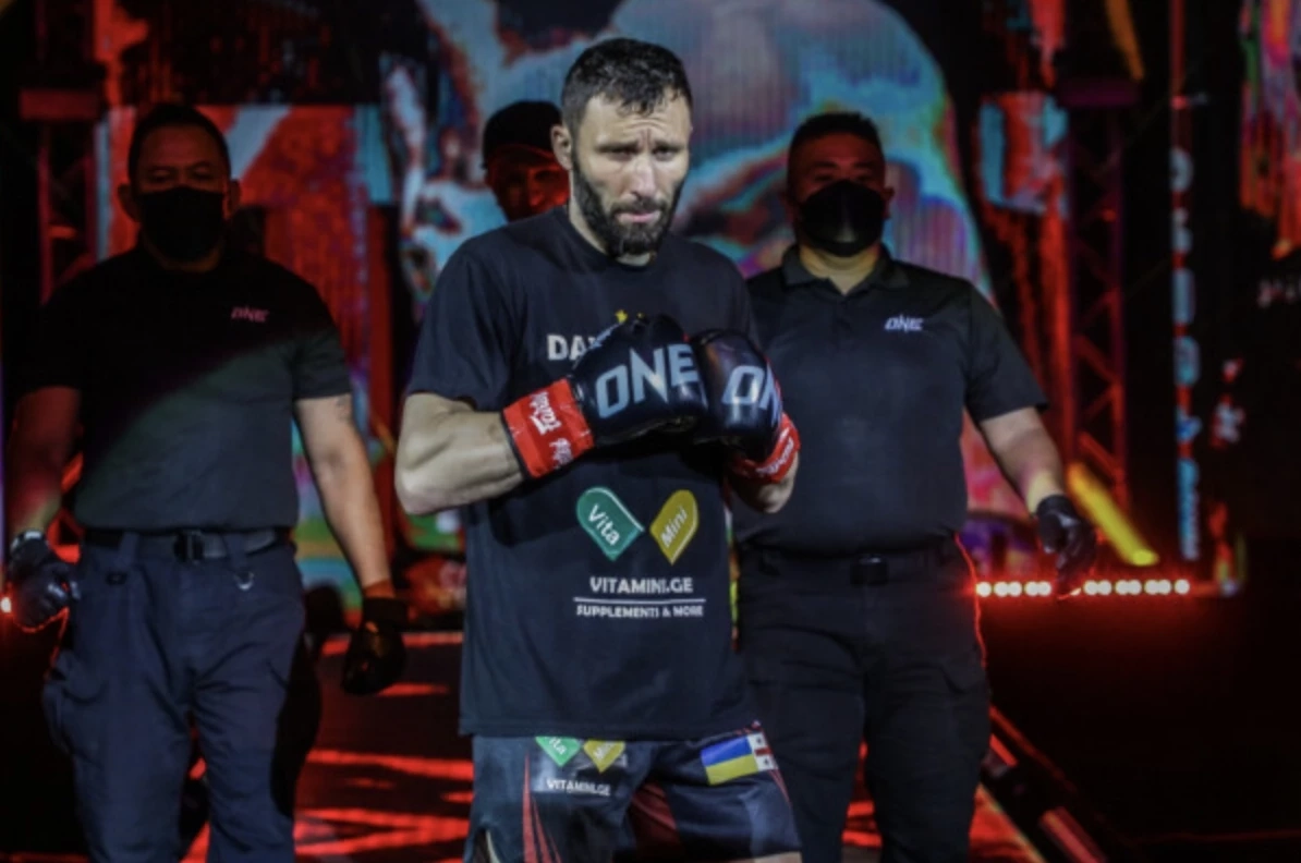 "ตะวันฉาย" ลุยยุทธจักรคิกบ็อกซิ่ง ปะทะ "ดาวิต" ศึก ONE  5 ส.ค.นี้