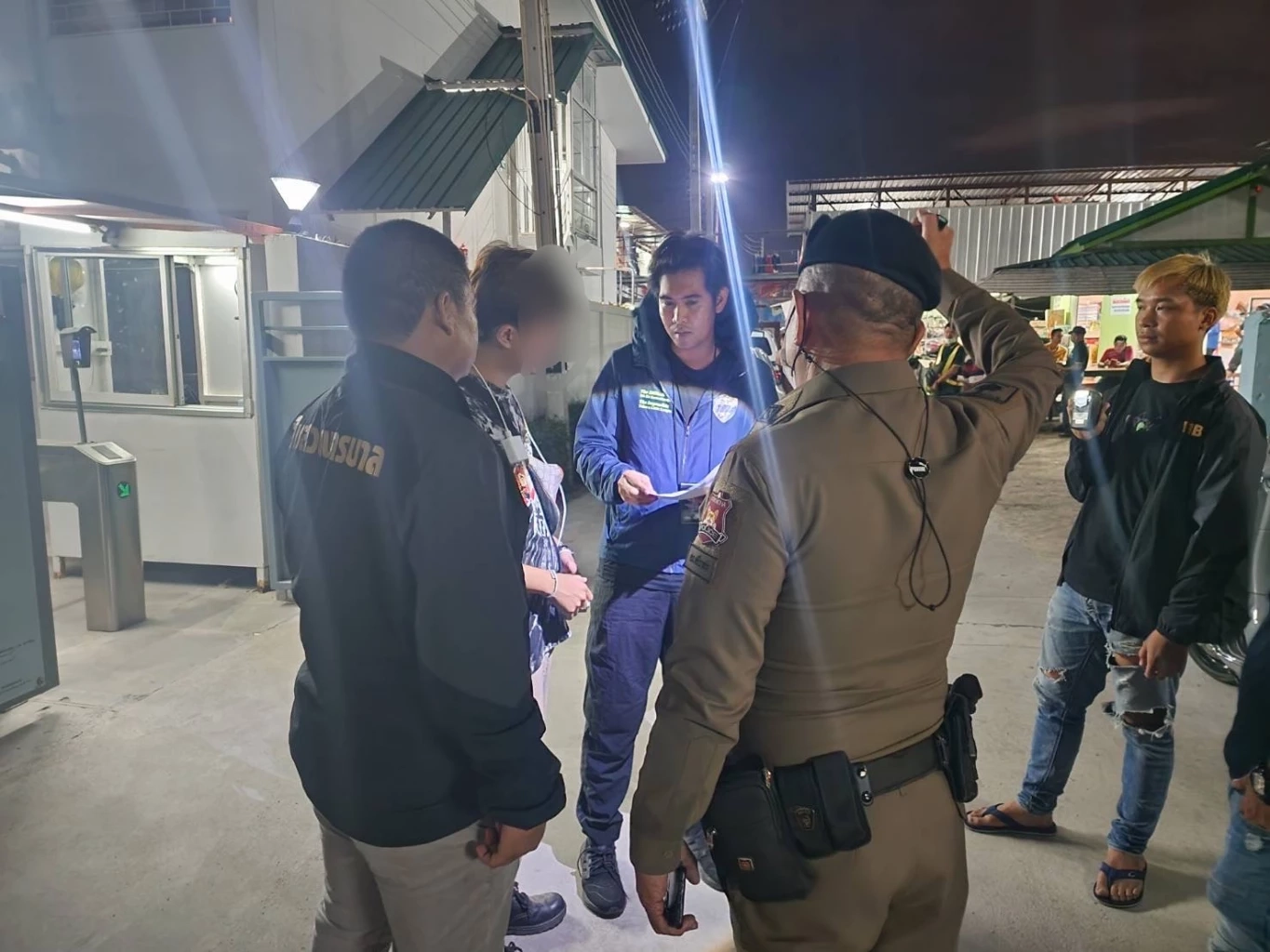 รวบล่ามบอสจีน สอนให้โทรมาหลอกคนไทย ลงทุนคริปโตสูญเงินกว่า 16 ล้าน