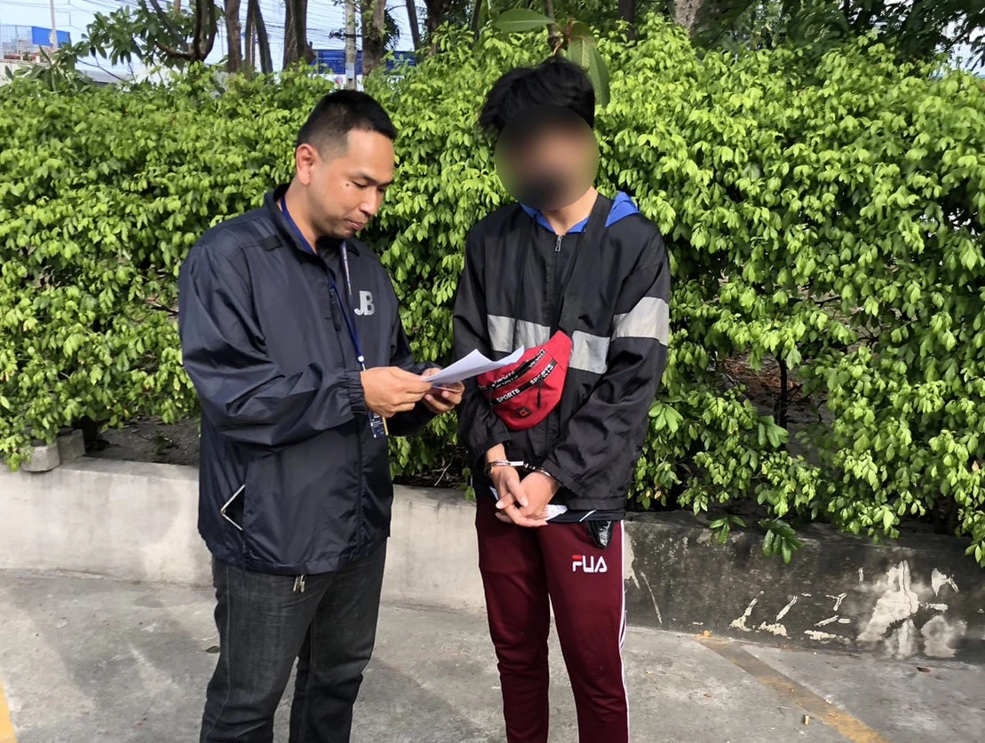 กองปราบตามรวบ อดีตพนักงานร้านสะดวกซื้อ ลวงรุ่นน้องไปกระทำชำเรา