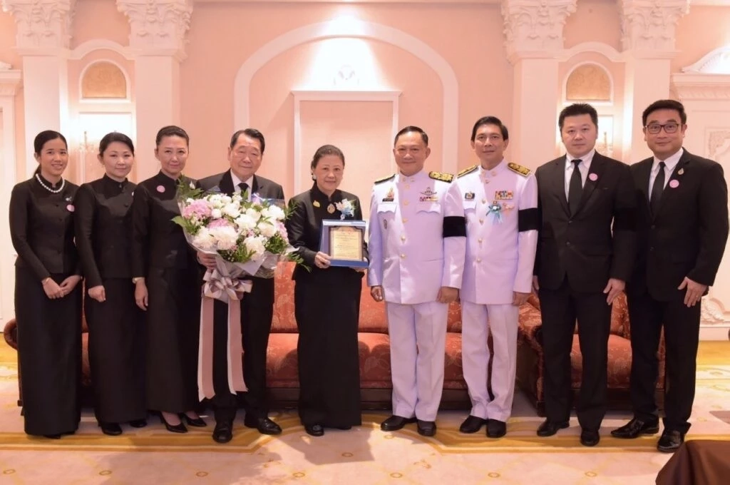 ด้วยความอาลัย คุณหญิงเทวี เจียรวนนท์ ภริยาเจ้าสัวธนินท์ ถึงแก่กรรมอย่างสงบ