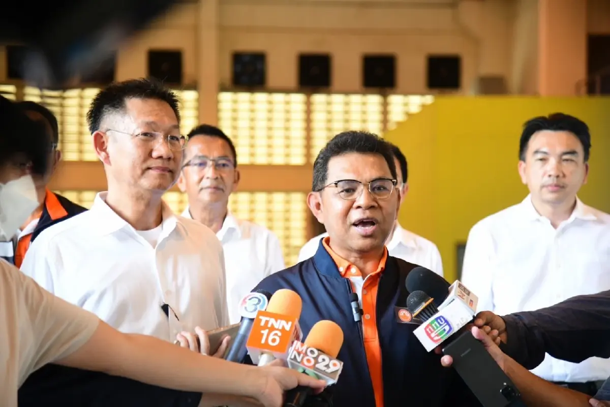 ผู้ว่าการ MEA ลงพื้นที่ตรวจสอบระบบไฟฟ้าสถานีสูบน้ำพระโขนง ร่วมกับ กทม. ดูแลระบบระบายน้ำช่วงฤดูฝน