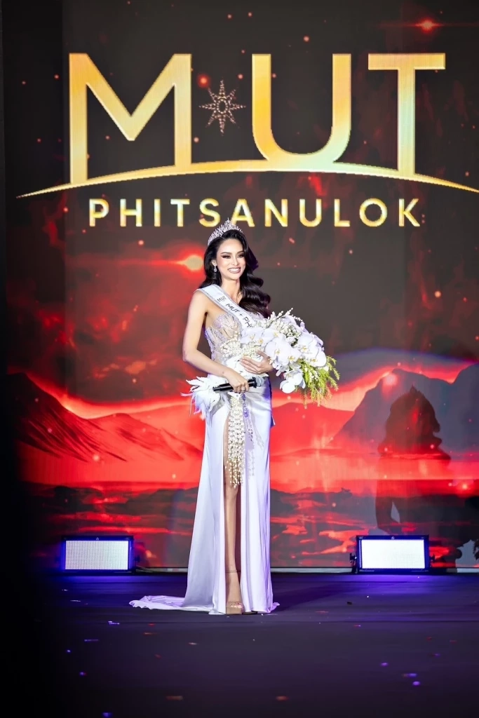 สวยออร่าพุ่ง “กรองทอง” MUT Phitsanulok แพชชั่นเต็ม 100 พร้อมชิงมงกุฎ MUT 2023