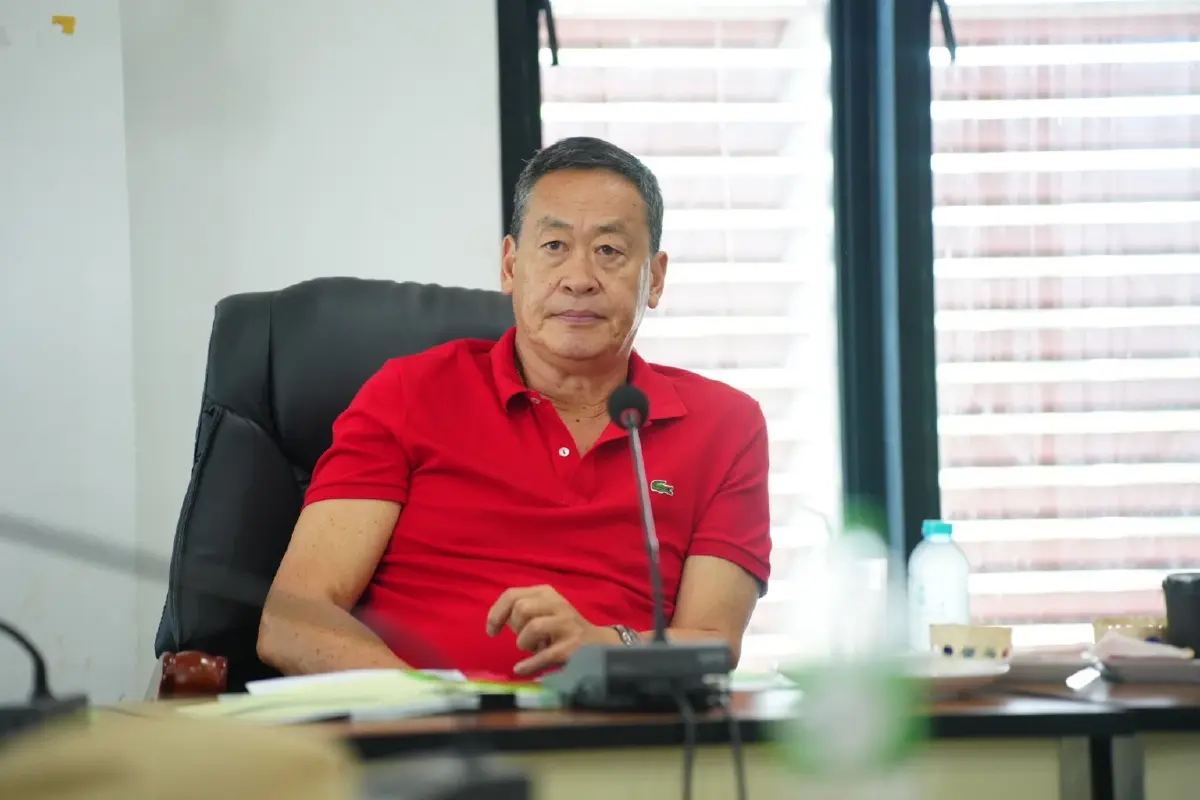 เศรษฐา ทวีสิน