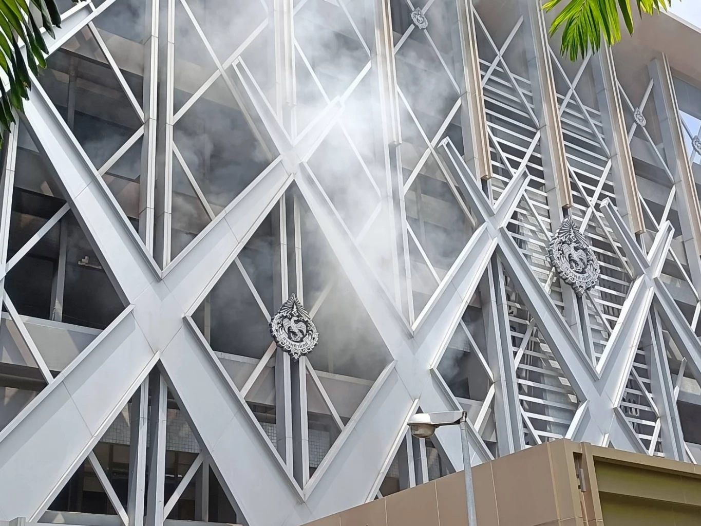 เพลิงไหม้ห้องเอกสาร ชั้น 3 กรมสรรพสามิต ซ้ำรอยปี 64