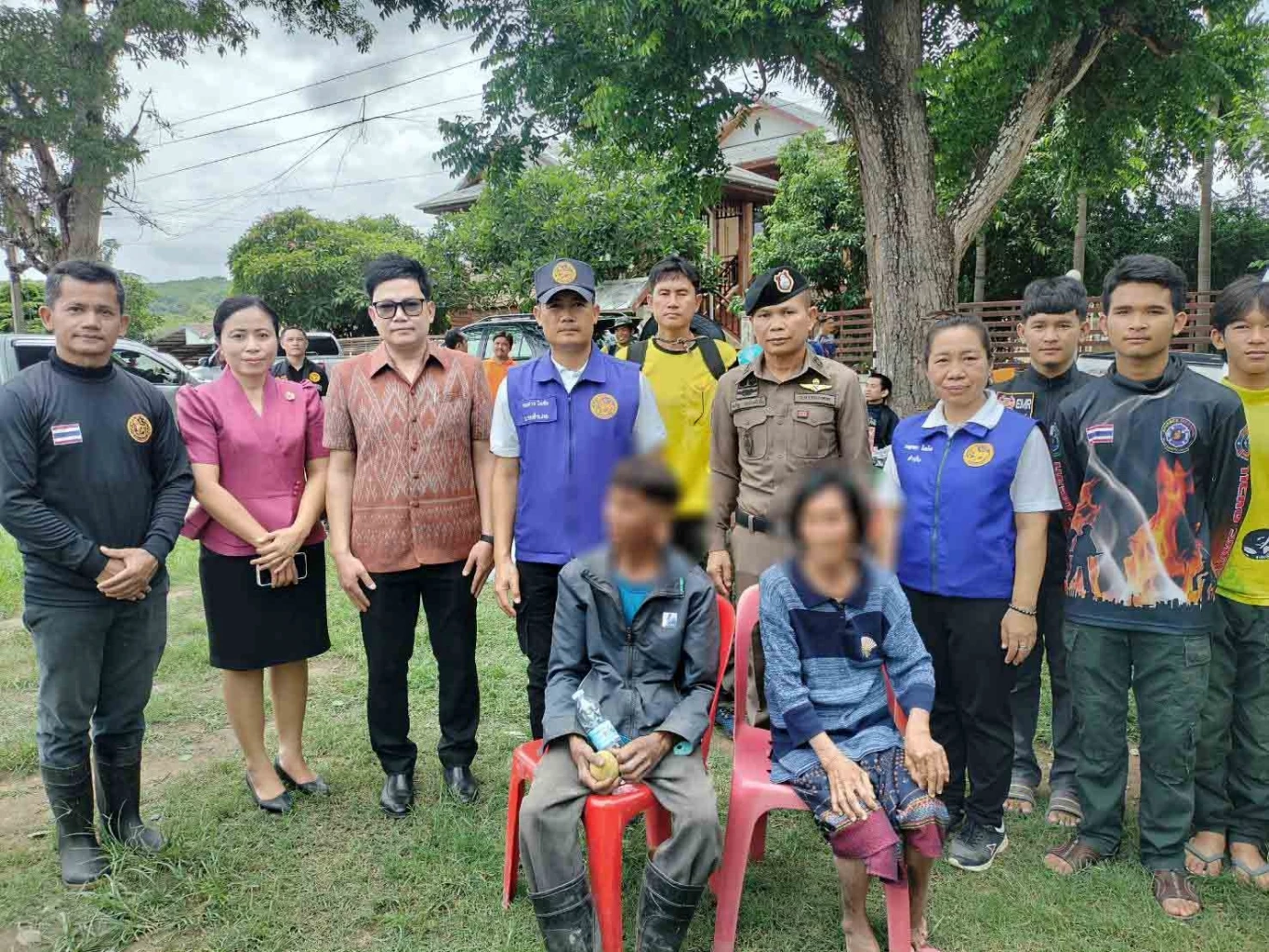 พบแล้ว! ชาวบ้านหายในป่า 4 วัน เผยเรื่องแปลก เจอพระธุดงค์ ก่อนเห็นทางออก