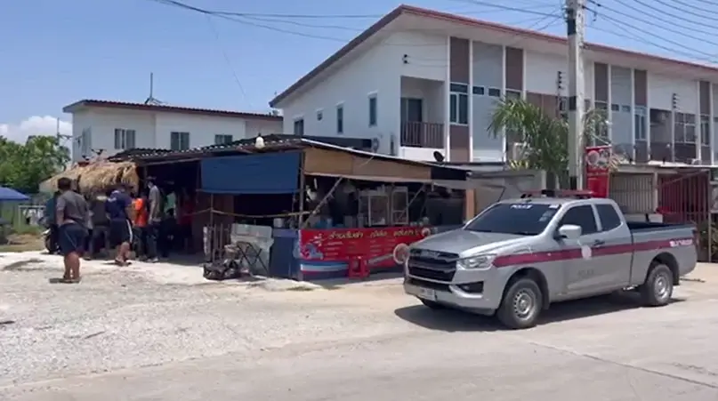 ผัวโชเฟอร์รถทัวร์ หึงโหด ชัก .38 กระหน่ำยิงเมีย ลูกจ้างร้านลาบ ดับคาจานข้าว