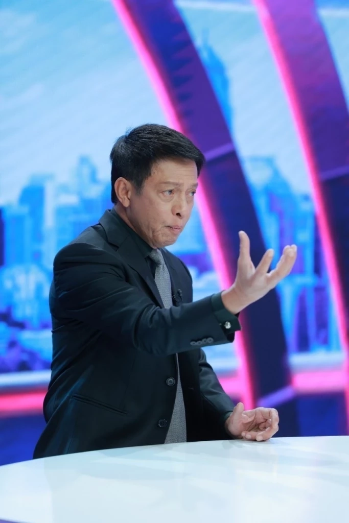 “อาต๋อย ไตรภพ” ฟาดยับสื่อหิวแสง! พร้อมเปิดอาชีพแรกก่อนเป็นพิธีกร