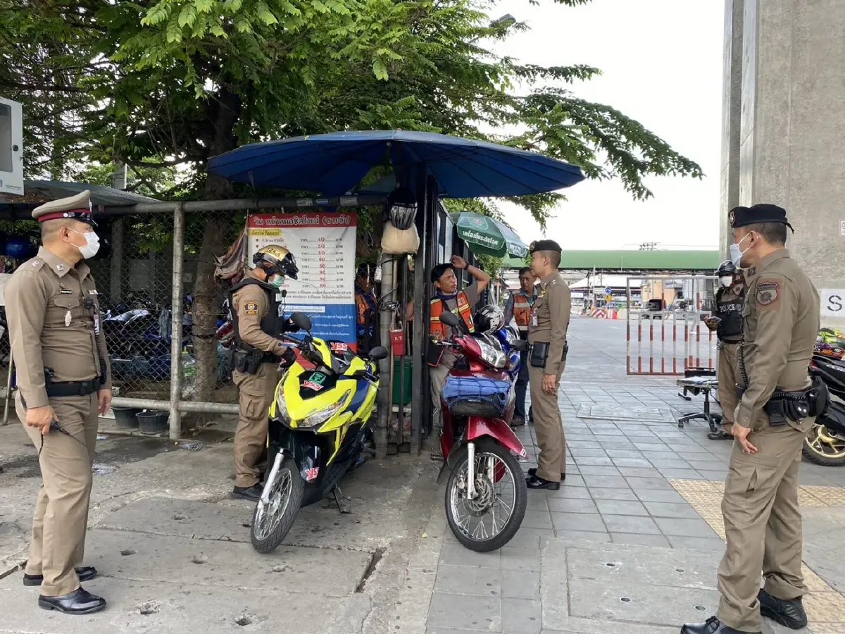 ตร.บางซื่อ จับแก๊งมาเฟีย-วินผี รอบขนส่งหมอชิต