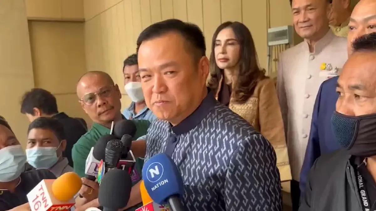 "อนุทิน"เข้าทำเนียบฯวันเเรก หลังเลือกตั้ง เผยยังไม่ดีลการเมืองกับใคร
