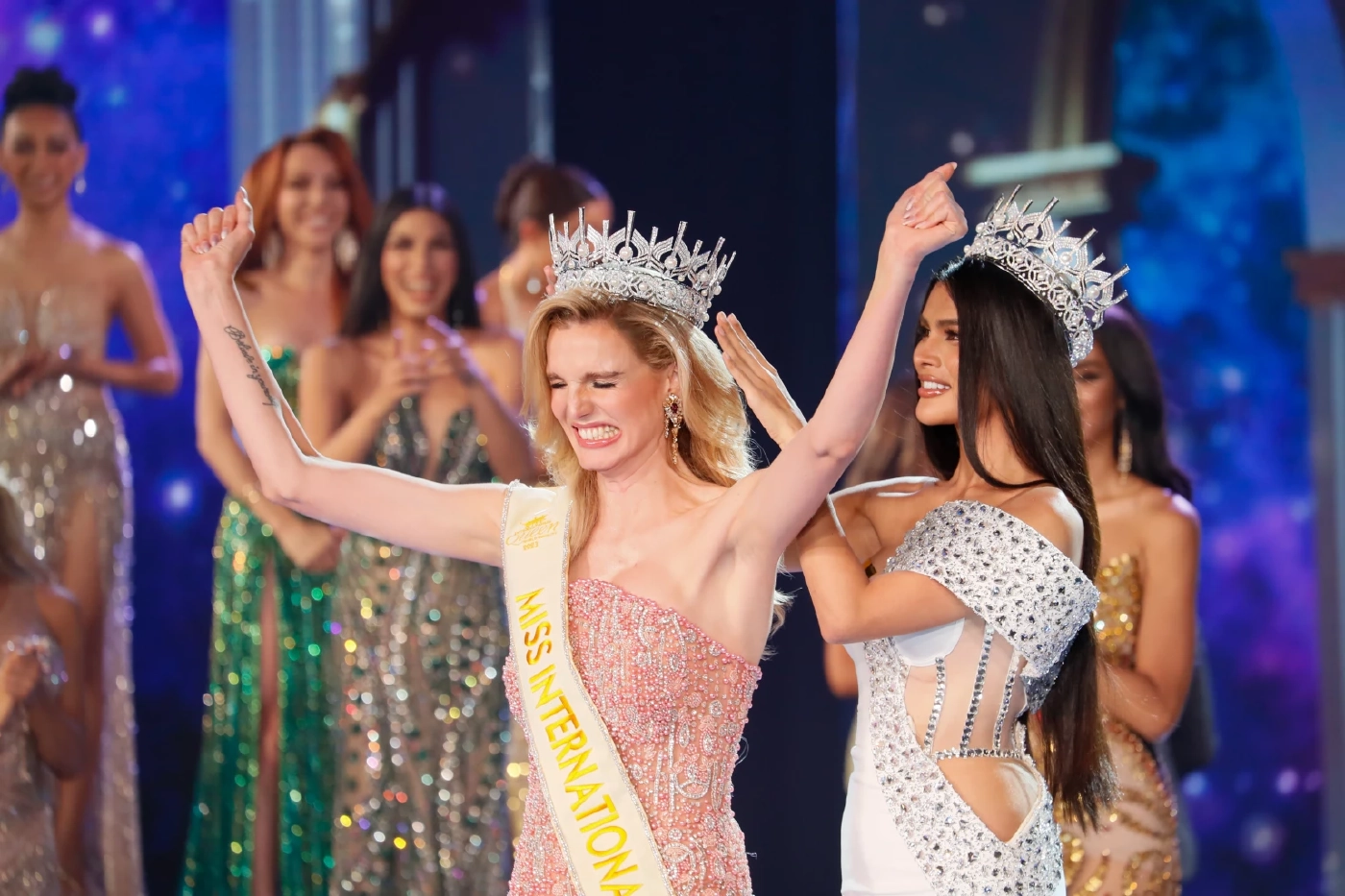 มงลง "เนเธอร์แลนด์"คว้าตำแหน่ง Miss International Queen 2023