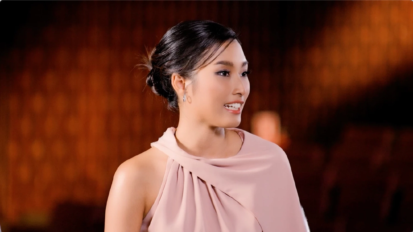 บอย ถกลเกียรติ เผยอีกมุมที่คนดูอาจไม่รู้ นำทีมนักแสดงสปอยละครเวทีพิษสวาท