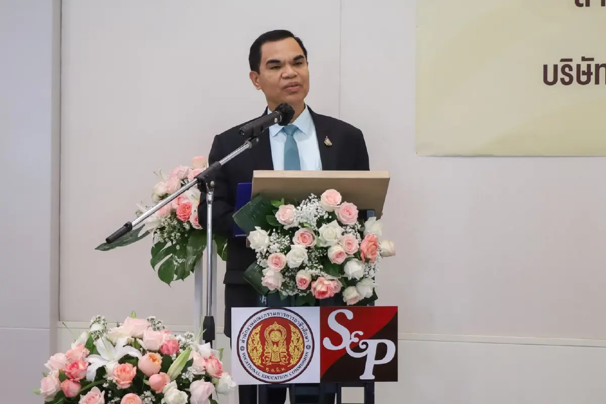 ว่าที่ร้อยตรี ธนุ วงษ์จินดา เลขาธิการคณะกรรมการการอาชีวศึกษา 