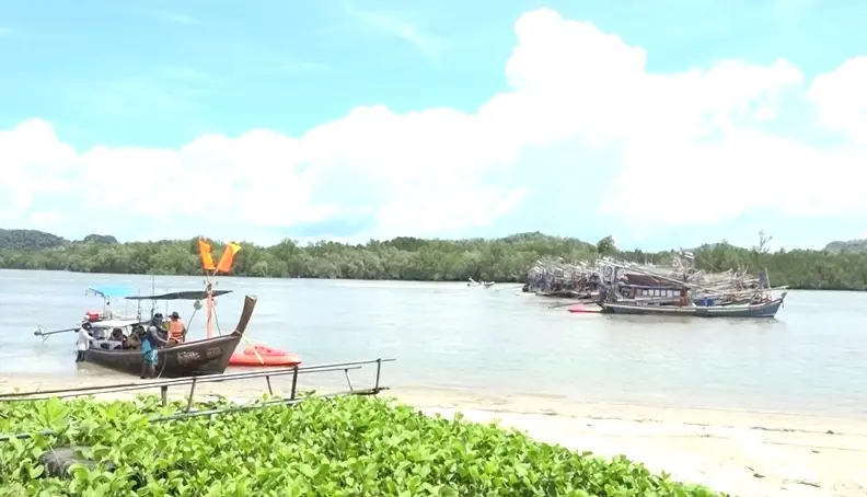 ม็อบเรือประมง ดีเดย์ยกระดับปิดร่องน้ำ "ปากบารา" เต็มพื้นที่ 17 มิ.ย.นี้