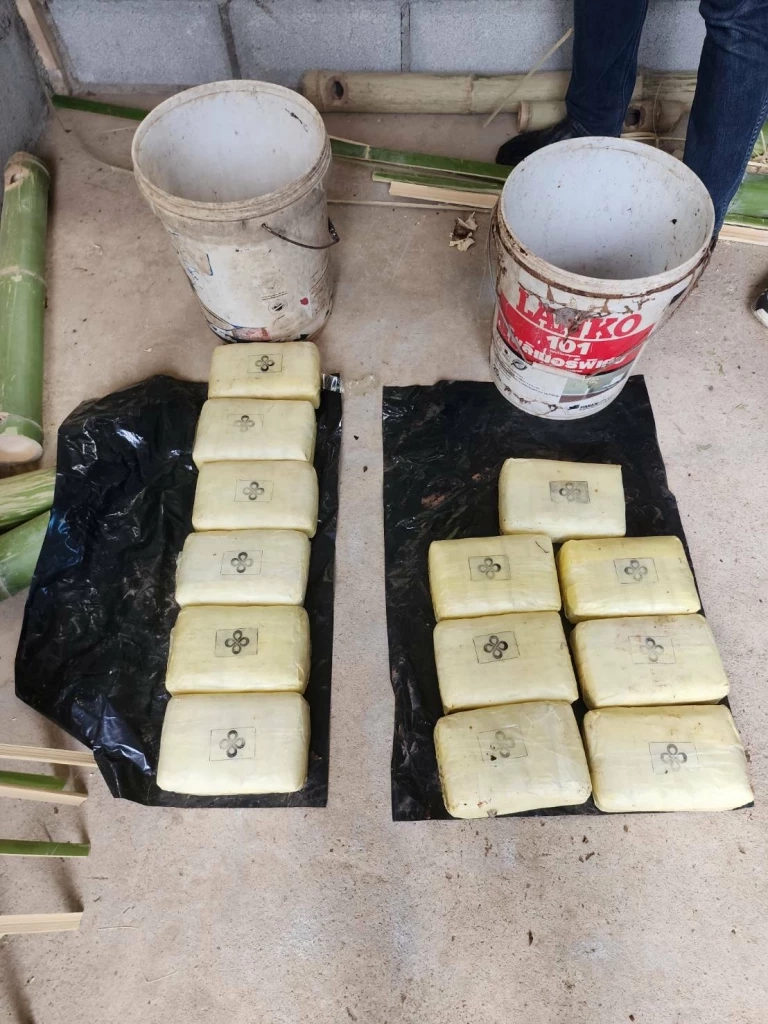 ผู้ต้องหายาบ้า ปีนห้องขัง โดดหัวโหม่งพื้นหนีความผิด ดับ 1 สาหัส 1