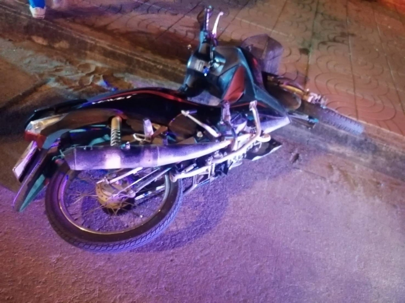 กู้ภัยฯขนหัวลุก ช่วยหนุ่มจยย.คว่ำ เหยื่อบอกไปช่วย"ผี-มัจจุราช"ข้างๆก่อน